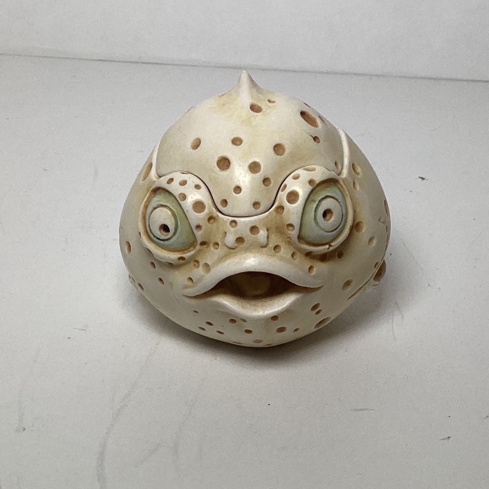 Harmony Kingdom Monica Puffer Fish Box Figurine Made in UK Cream Resin Trinket